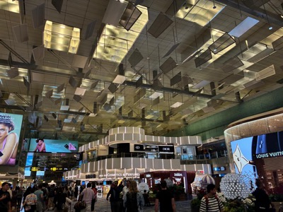 Changi airport.jpg